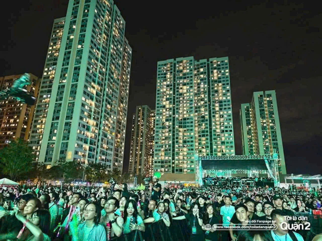 Pháo Hoa sự kiện 8Wonder 2024 tại Vinhomes Grand Park